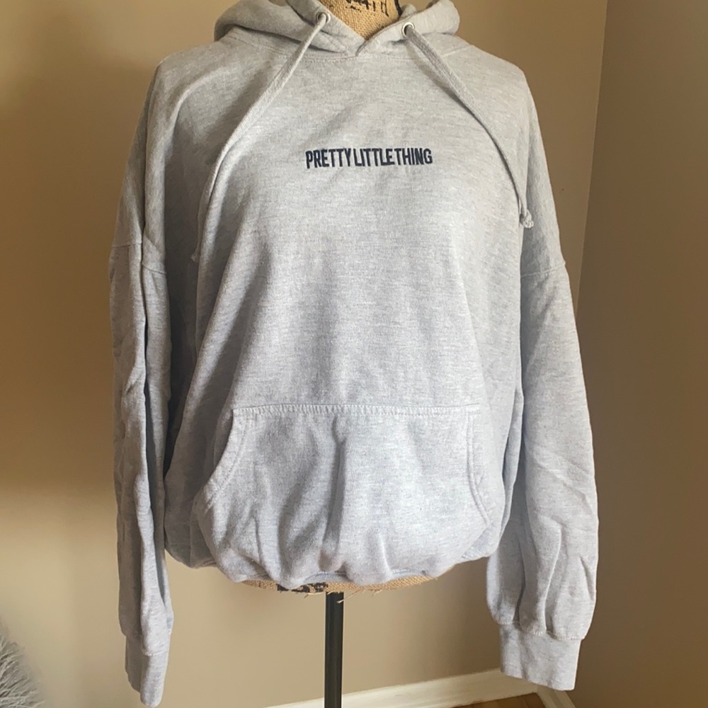 PrettyLittleThing Embroidered Oversized Hoodie